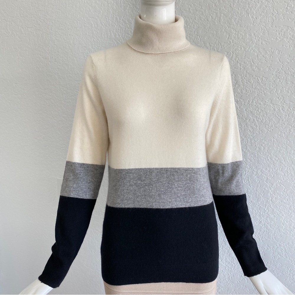 Talbots turtle neck black white cashmere Sweater
